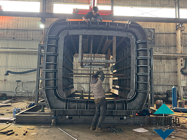 城市地下綜合管廊模具